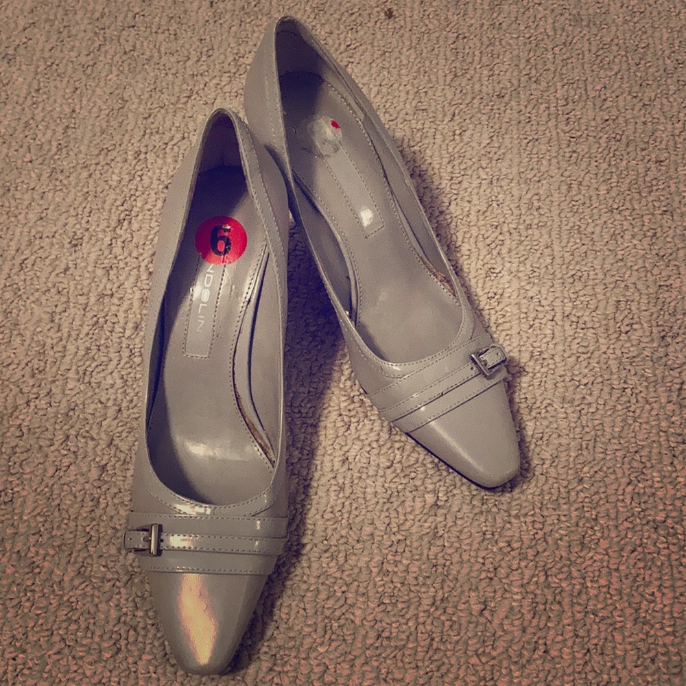 ❣️2 for $35❣️ Grey closed toed heels
